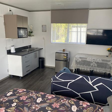 המילטון Self Contained En-Suite Private Bathroom, Private Entrance, Close To Shops & Hospital Homestay מראה חיצוני תמונה