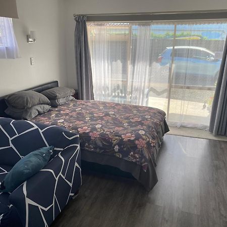 המילטון Self Contained En-Suite Private Bathroom, Private Entrance, Close To Shops & Hospital Homestay מראה חיצוני תמונה