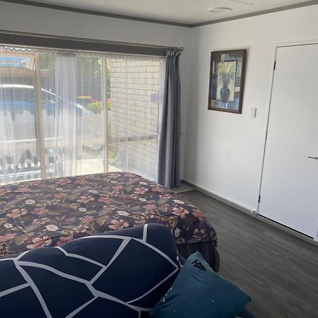 המילטון Self Contained En-Suite Private Bathroom, Private Entrance, Close To Shops & Hospital Homestay מראה חיצוני תמונה