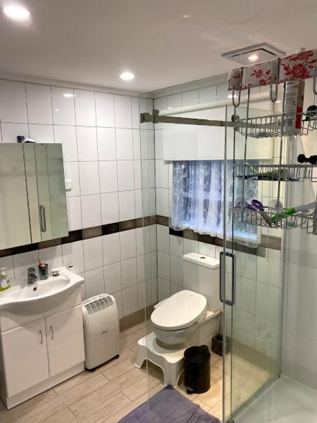 המילטון Self Contained En-Suite Private Bathroom, Private Entrance, Close To Shops & Hospital Homestay מראה חיצוני תמונה