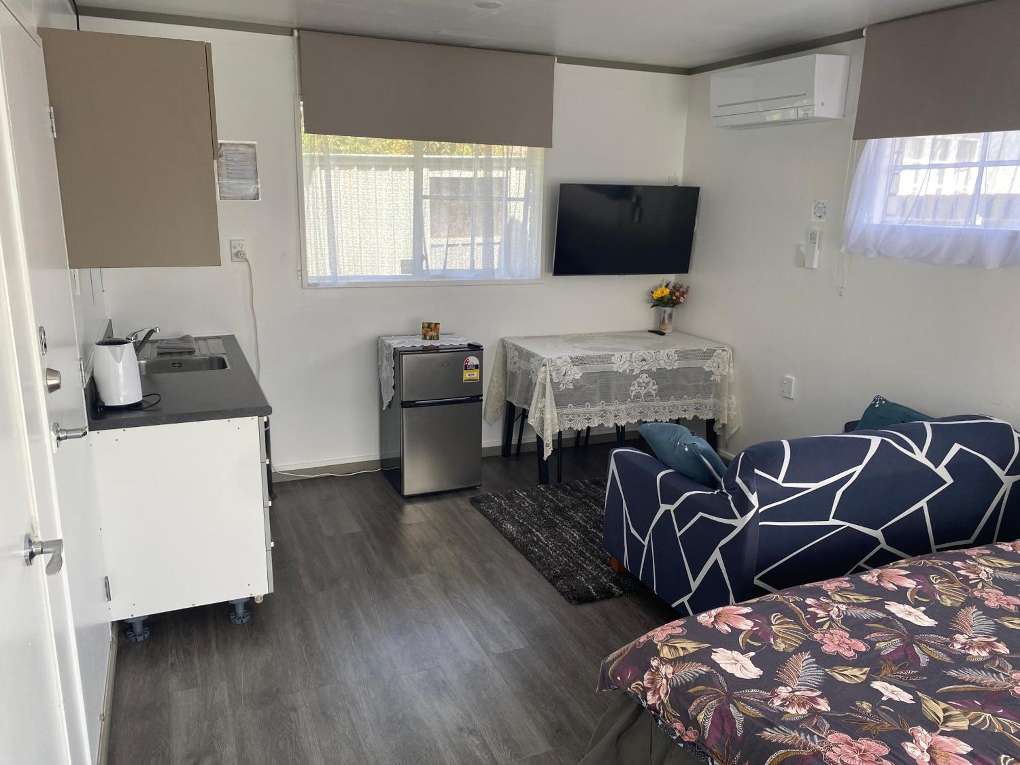 המילטון Self Contained En-Suite Private Bathroom, Private Entrance, Close To Shops & Hospital Homestay מראה חיצוני תמונה